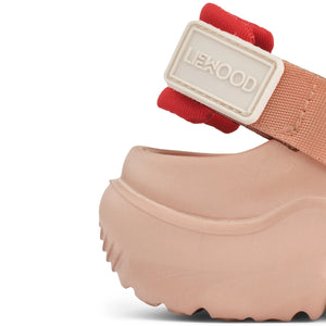 These sandals have an adjustable heel strap for a perfect fit.
