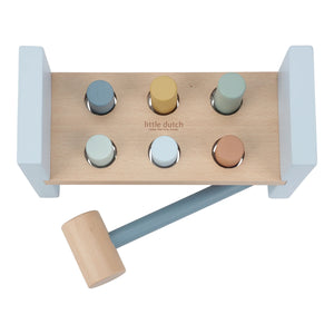 Top view of the Litte Dutch hammer bench.