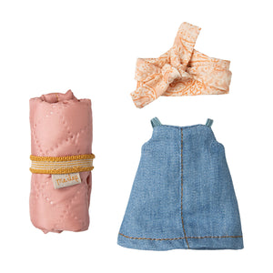 Clothes and sleeping bag for big sister