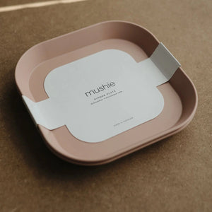 Baby-friendly dinnerware plate