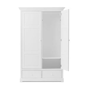 Hidden screws for a seamless, high-quality and uncluttered appearance