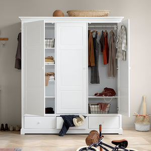 White Oliver Furniture Seaside wardrobe with 3 doors in a modern bedroom