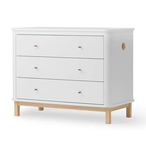 Scandinavian-style white / oak dresser with three drawers for kids’ room storage