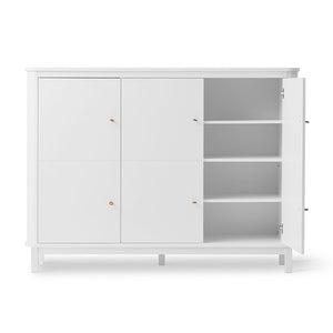 Oliver furniture wardrobe with soft-close door function