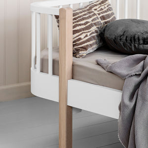 Timeless design that fits both modern and classic children’s rooms.