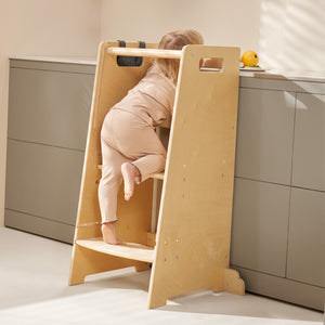 HeightAdjustableToddlerLearningTower_3