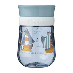 The Mepal Mio Trainer Cup lets you drink on your own.