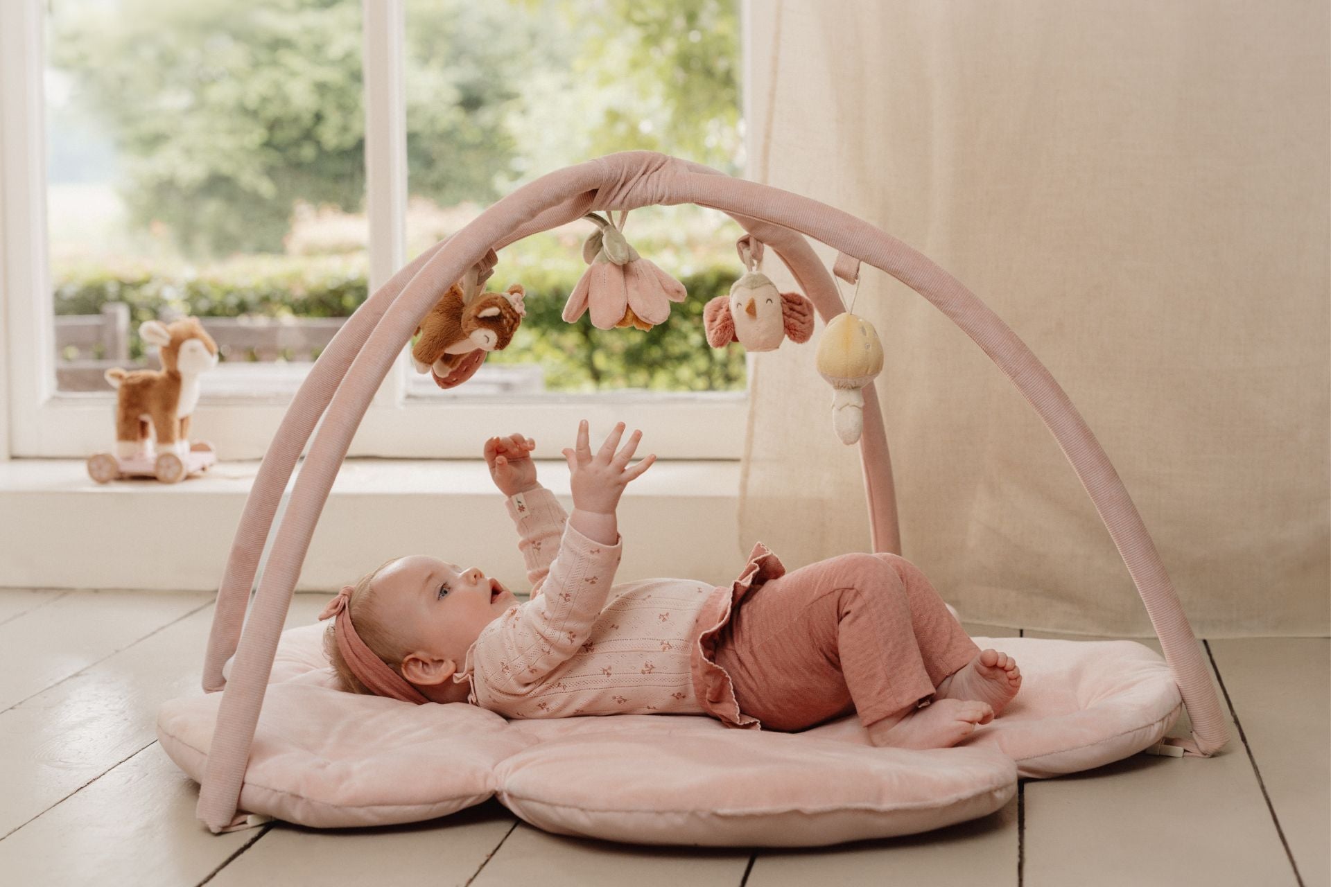 How to Choose the Right Baby Play Mat & Floor Gym For Your Baby