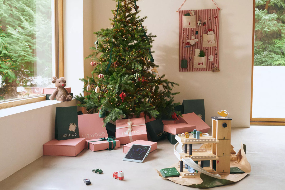 Christmas Magic - Free Delivery Over £15