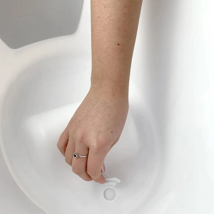 Baby Bath Tub with Water Plug Pebble Grey Shnuggle