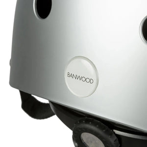 Childs bike helmet with Banwood log.