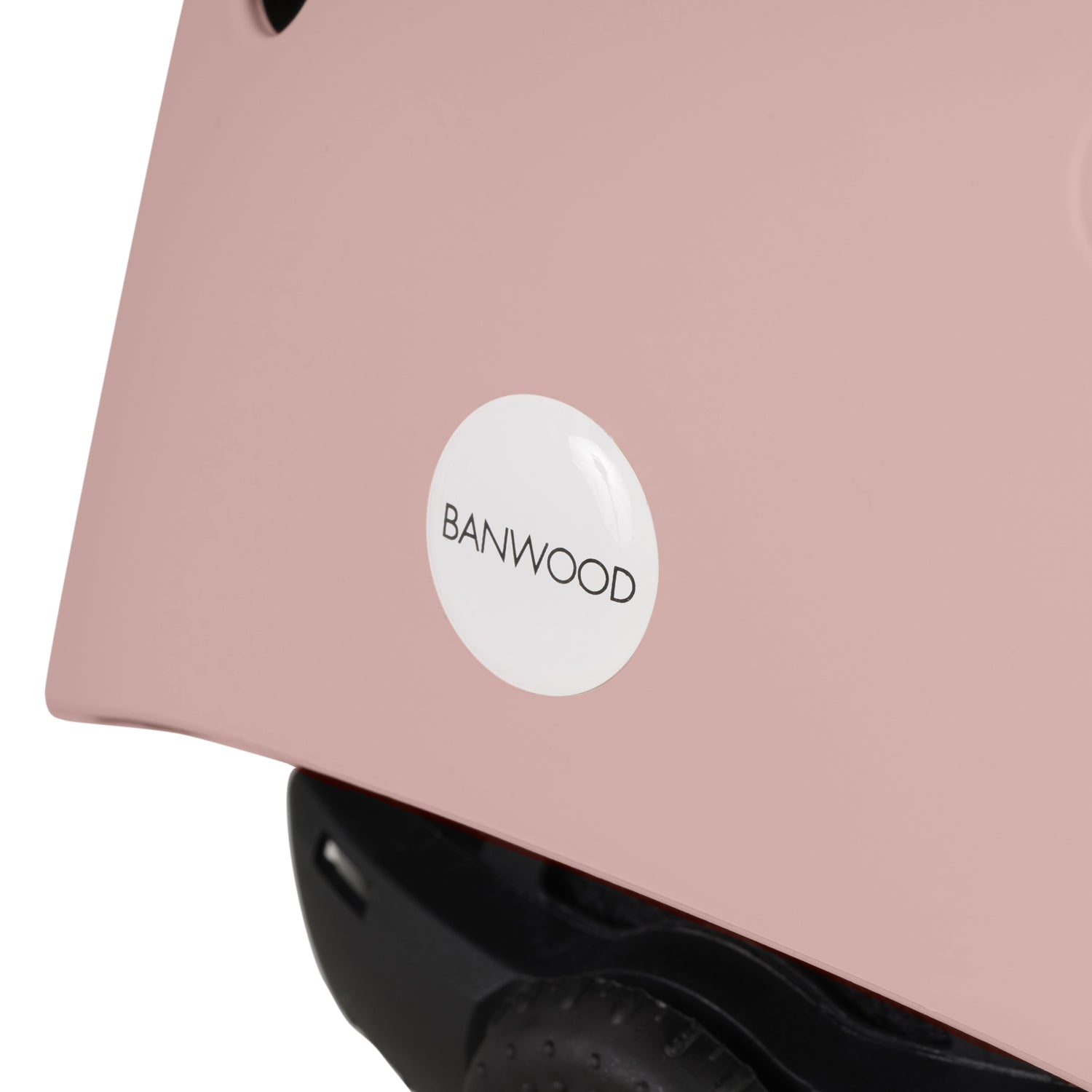 Helmet with banwood logo.