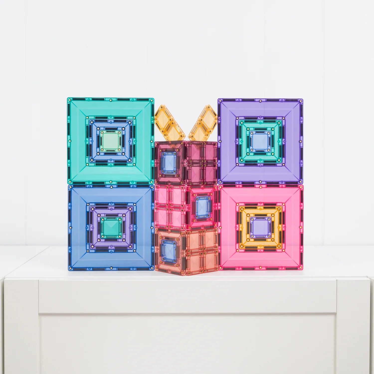 Designed for open-ended creative and imaginative play