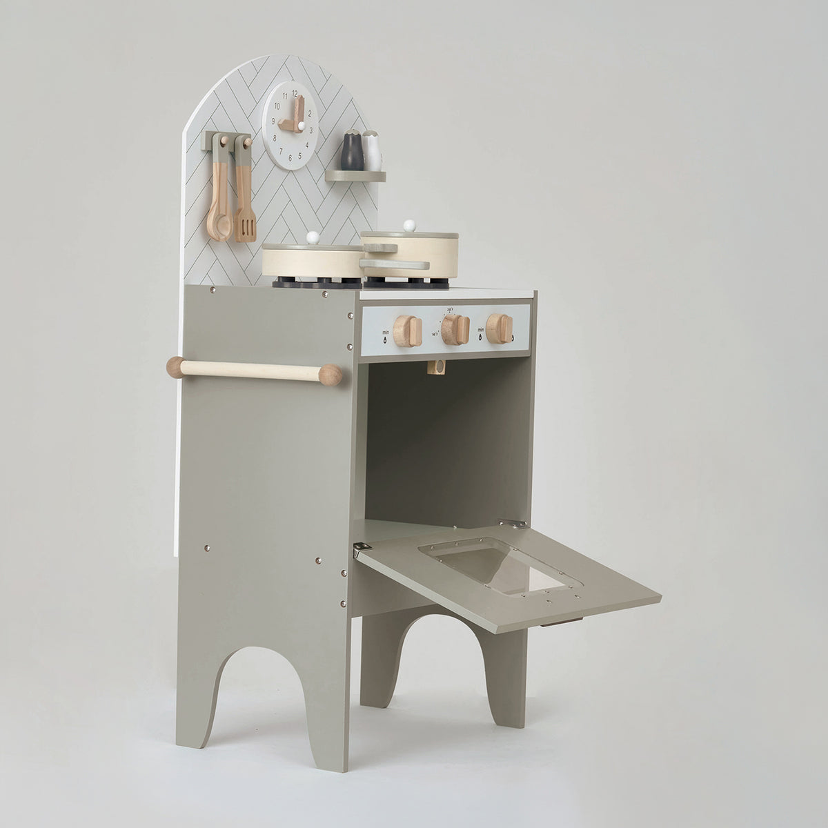 Shwoing inside space of Hooga play kitchen