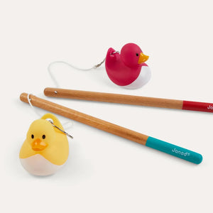 Oak wood fishing poles with ducks for bath play.