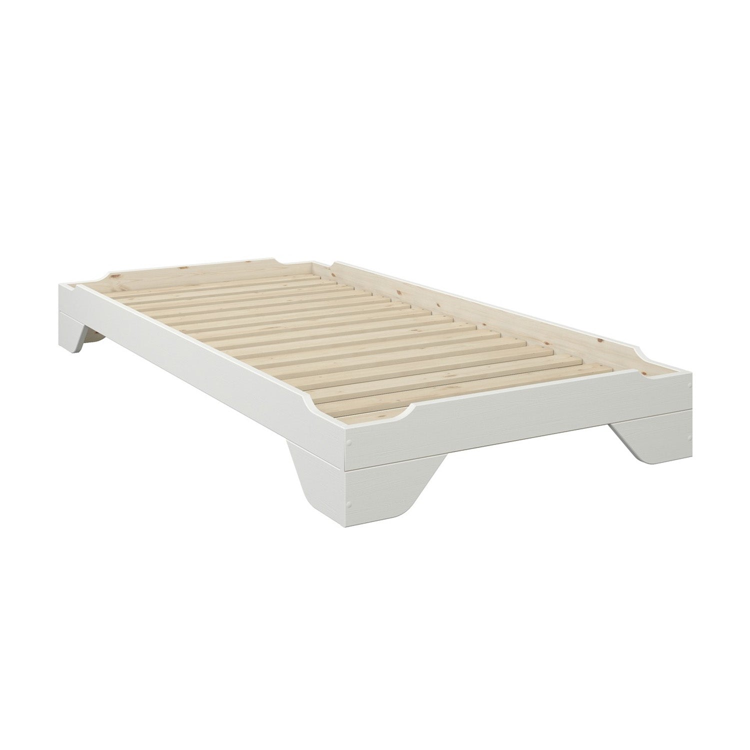 Kids Avenue daybed in white frame.