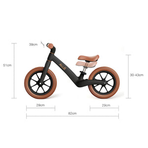 Adjustable seat height (30 cm to 43 cm) and other measurements of the Lumi Balance Bike