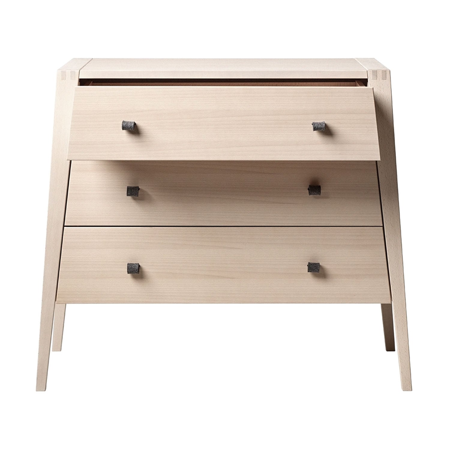 Leander Linea storage dresser supporting daily baby routines.