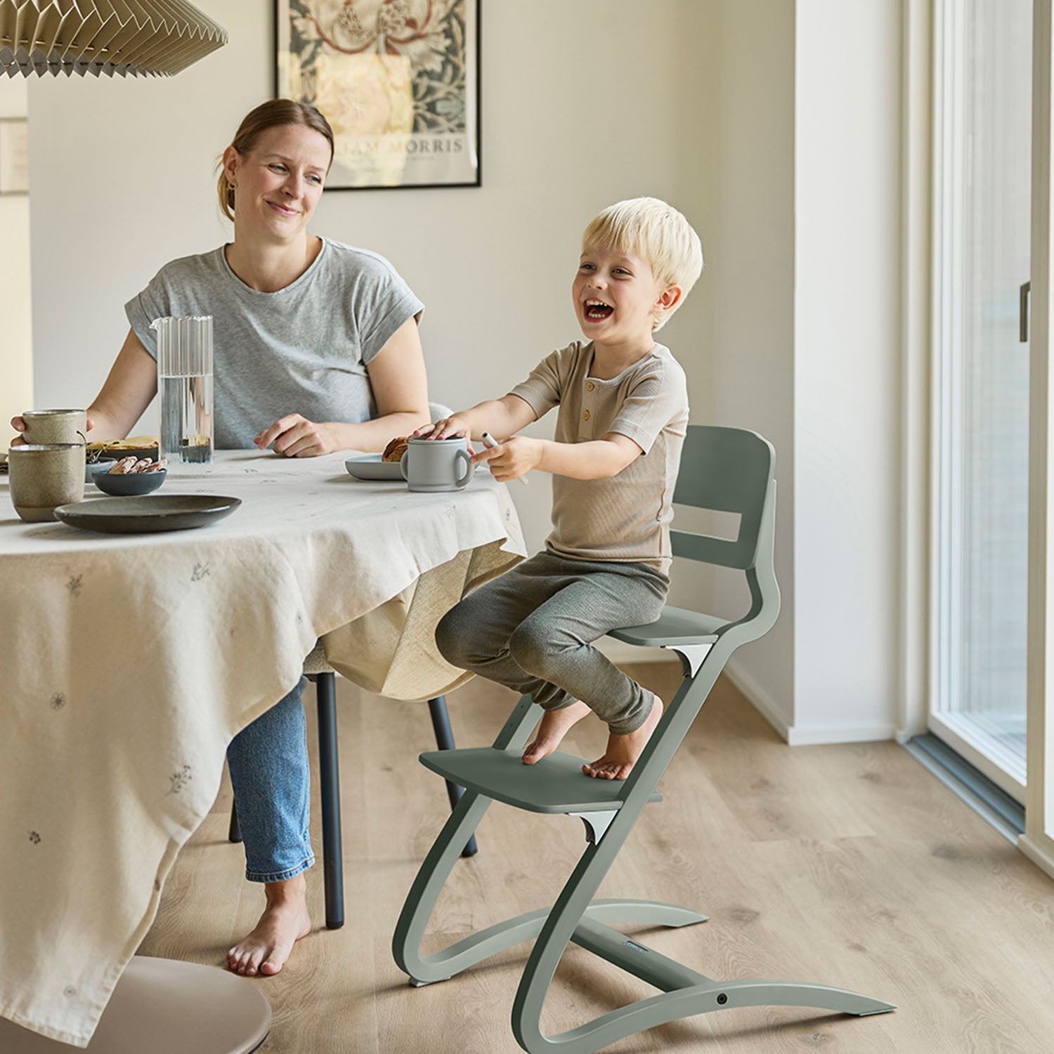 Leander Louie™ Highchair