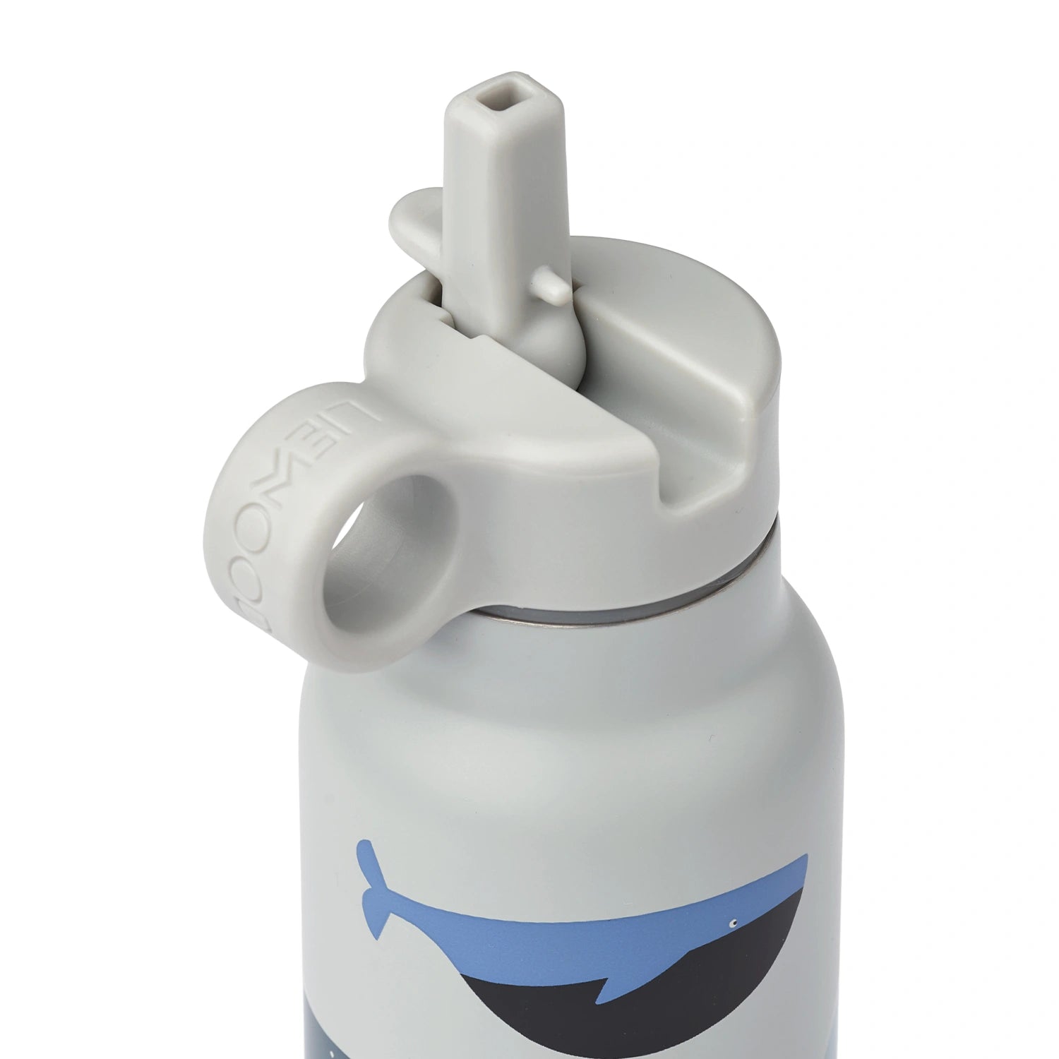 The ideal size for daily hydration needs, this water bottle holds 350ml of liquid, striking the perfect balance between portability and capacity.