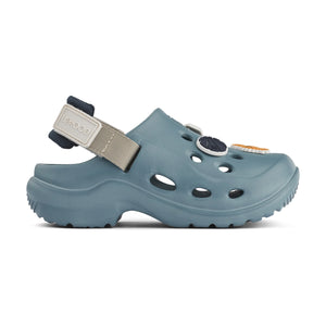 Side view of milas sandals for kids.