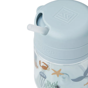 Liewood logo in the toddler straw cup.
