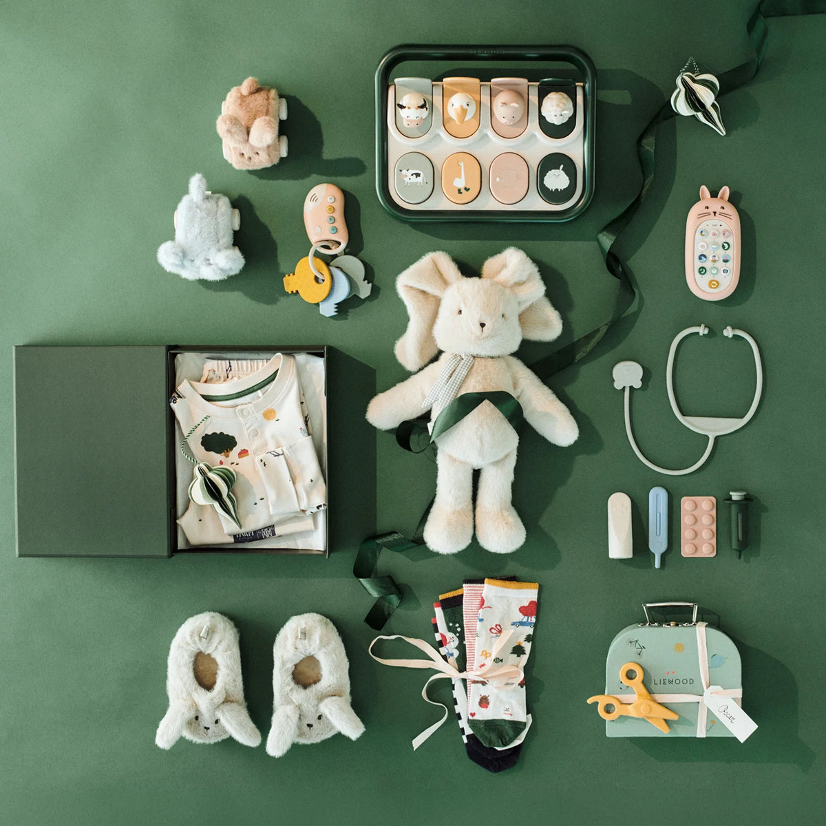 Liewood doctor set, and ansel plush car