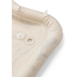 Top view of water-filled center on baby play mat