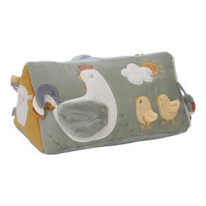 Washable polyester toy suitable for babies from birth.