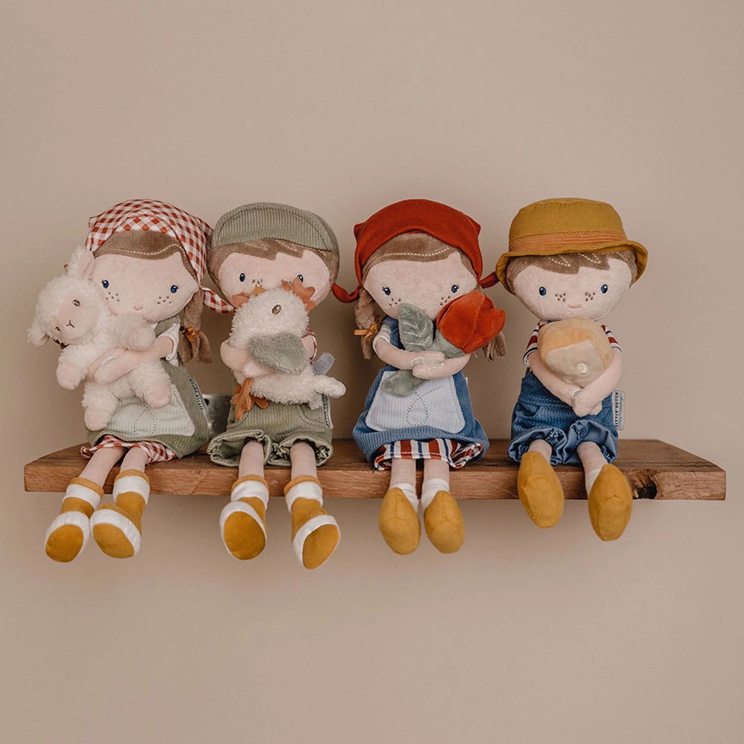 Little Dutch Cuddle Doll Farmer Rosa - 35 cm