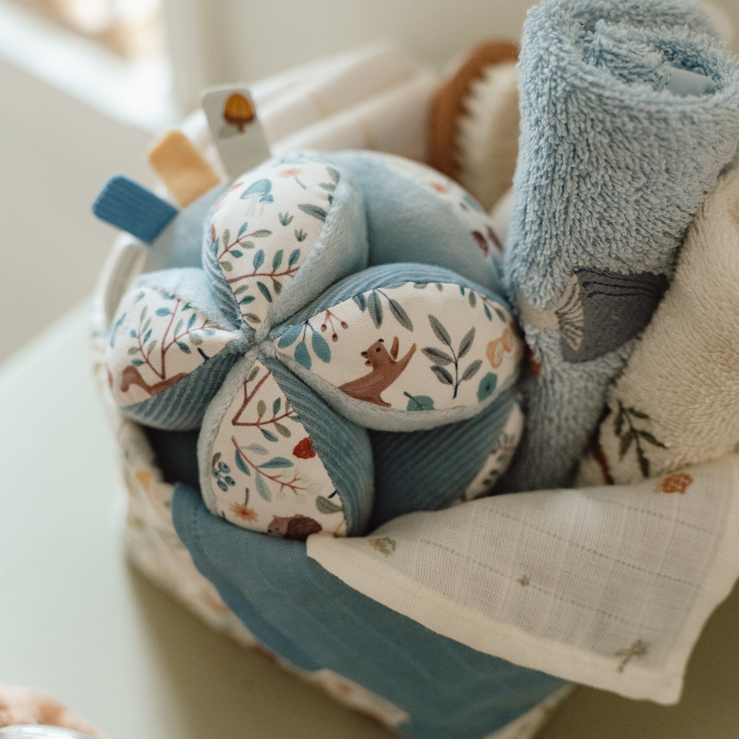 Little dutch gripping ball is perfect for babies.