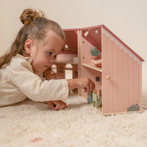 Wooden portable dollhouse for children aged 3+.