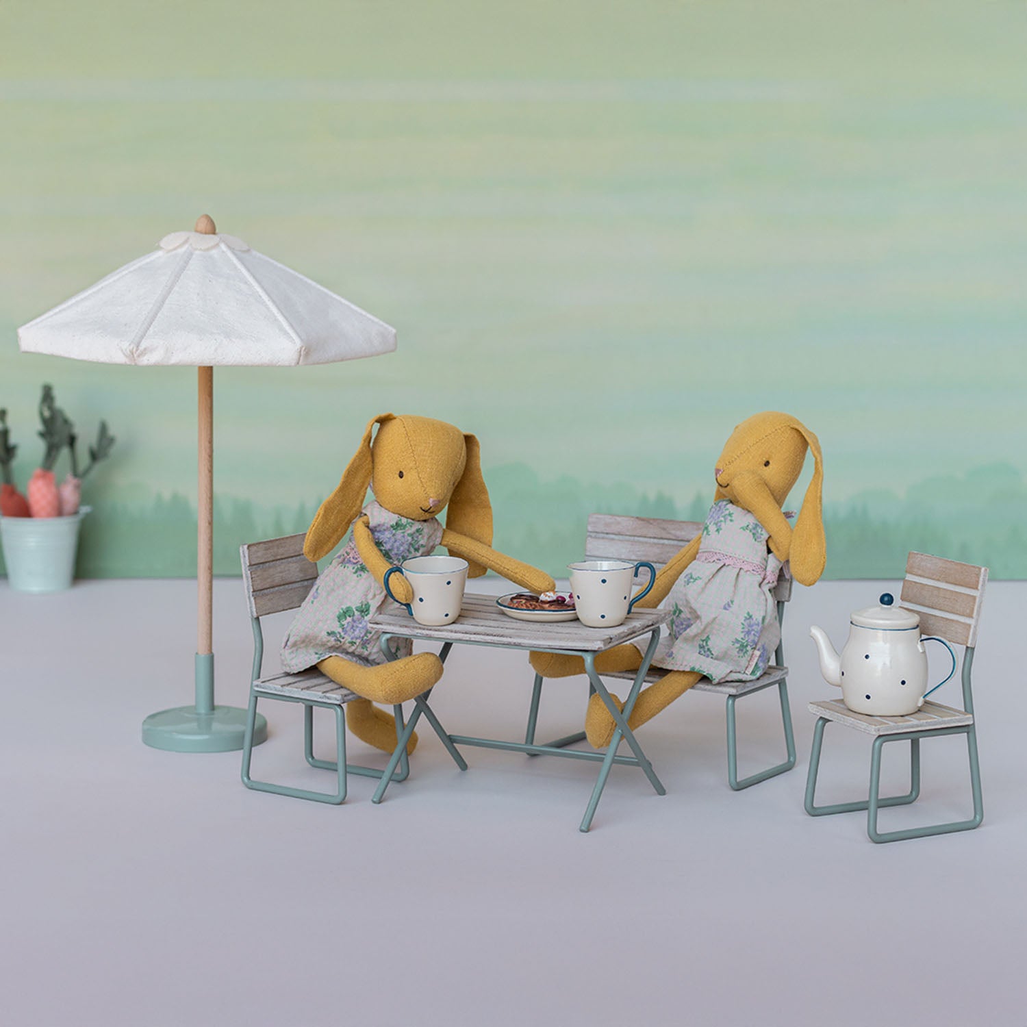 Maileg bunnies and Teddy family garden set.