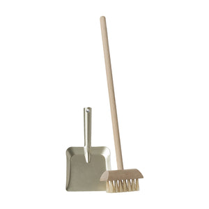 Maileg broom set in a white backgroun.