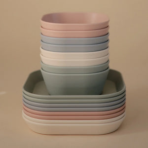 Baby bowls made of BPA-free polypropylene 
