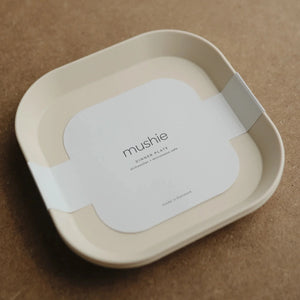 This baby plate is BPA-free, easy to grip, and perfect for mealtime. 