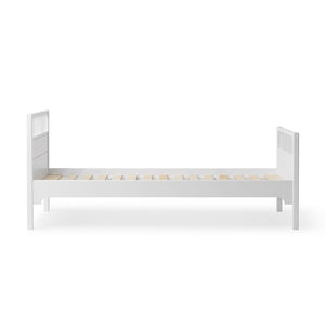 Bed detail showing hidden screws and seamless design
