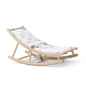 Sustainable design concept combining recycled materials and timeless wood