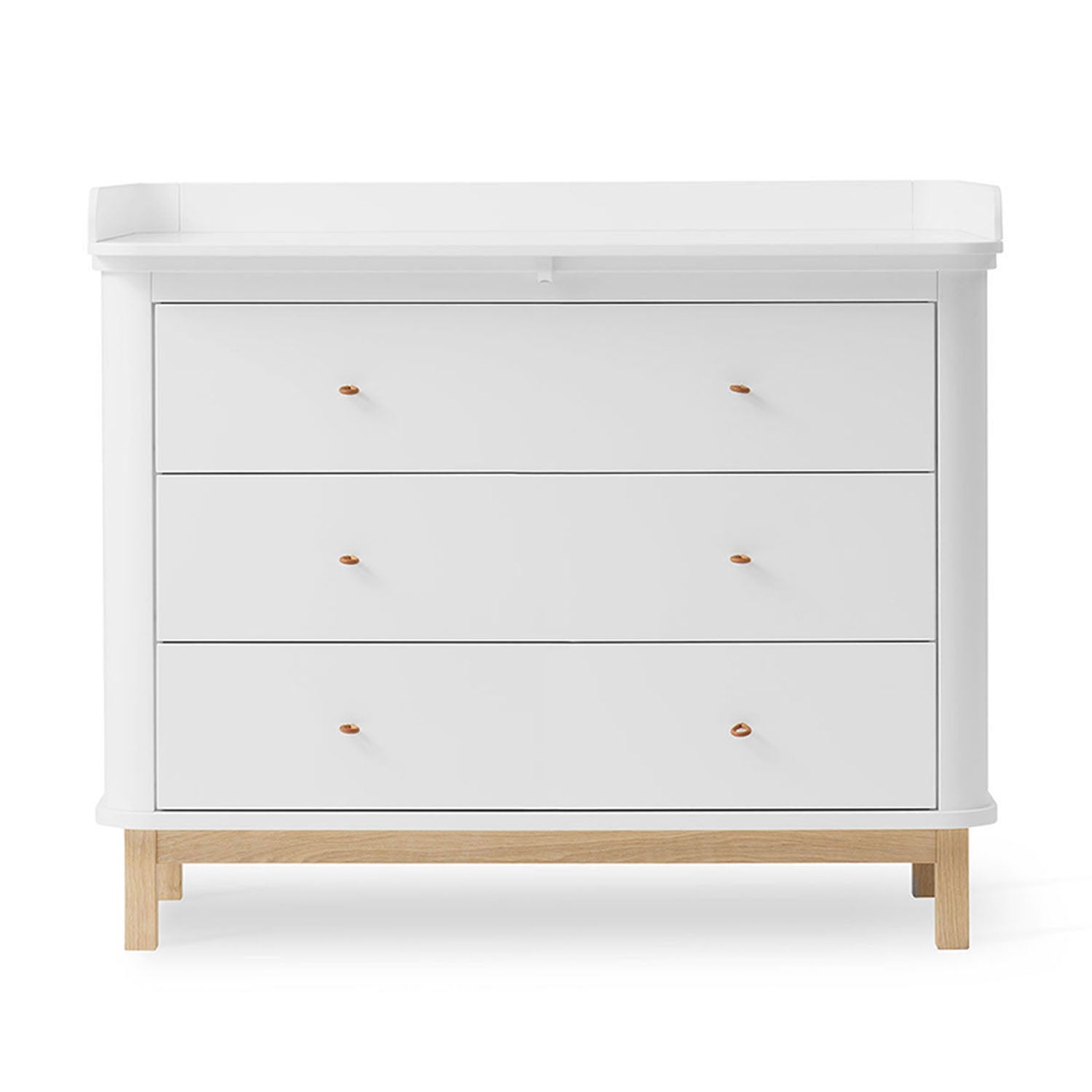 Close-up of white-oiled solid oak accents on feet and structural details