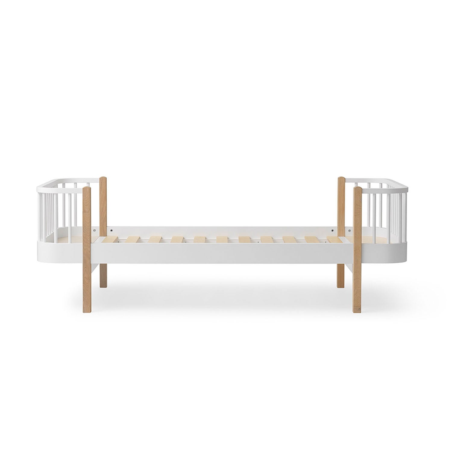 Smooth painted finish on Wood Original bed