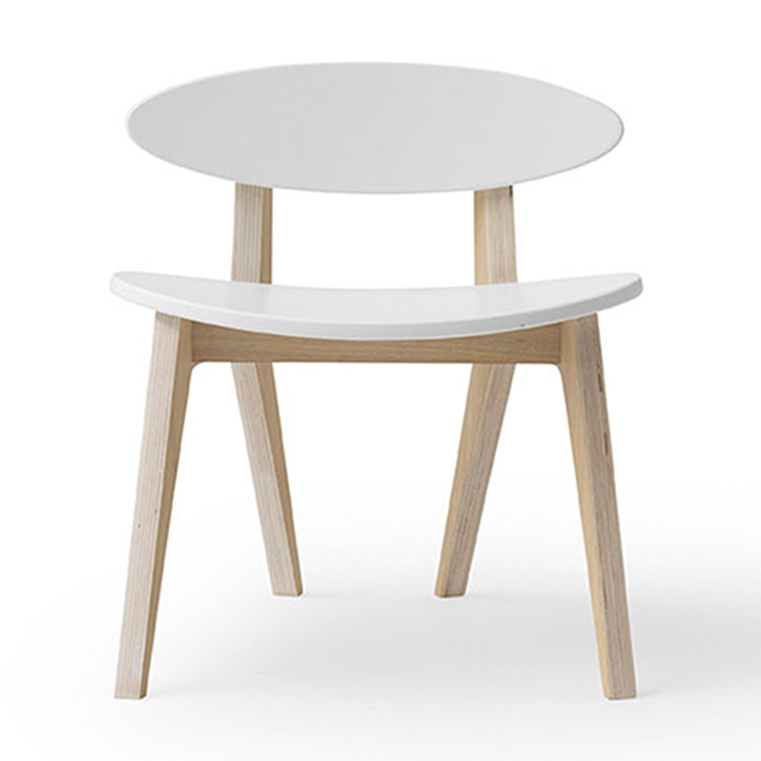 Small child-friendly chair for indoor use