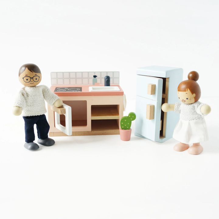 wooden doll house family figures full set in the kitchen