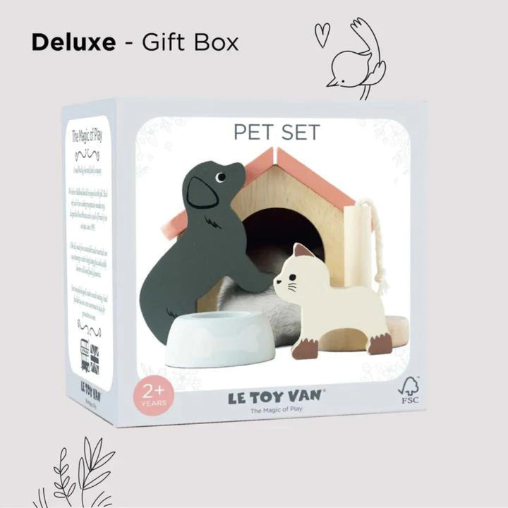 Pet Set Wooden Toys Dog and Cat Le Toy Van Packaging