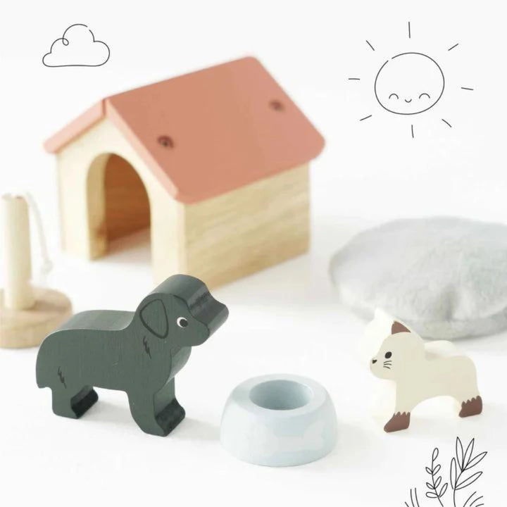 Pet Set Wooden Toys Dog and Cat Dollhouse Accessories Le Toy Van