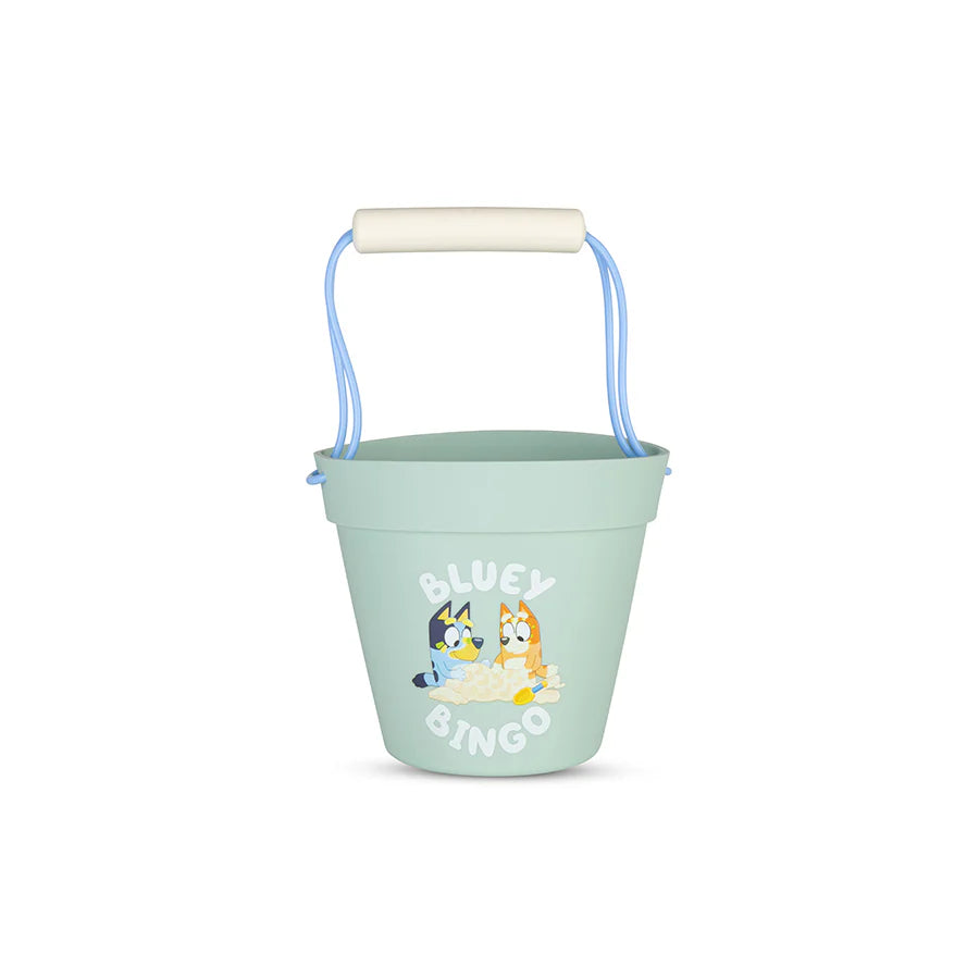 Swim essentials beach toy bucket.