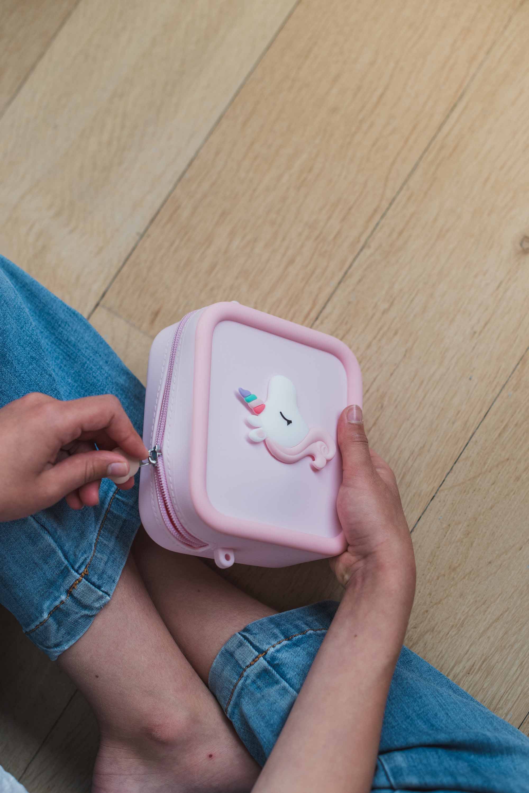 Zoofamily Silicone Camera Bag with Strap