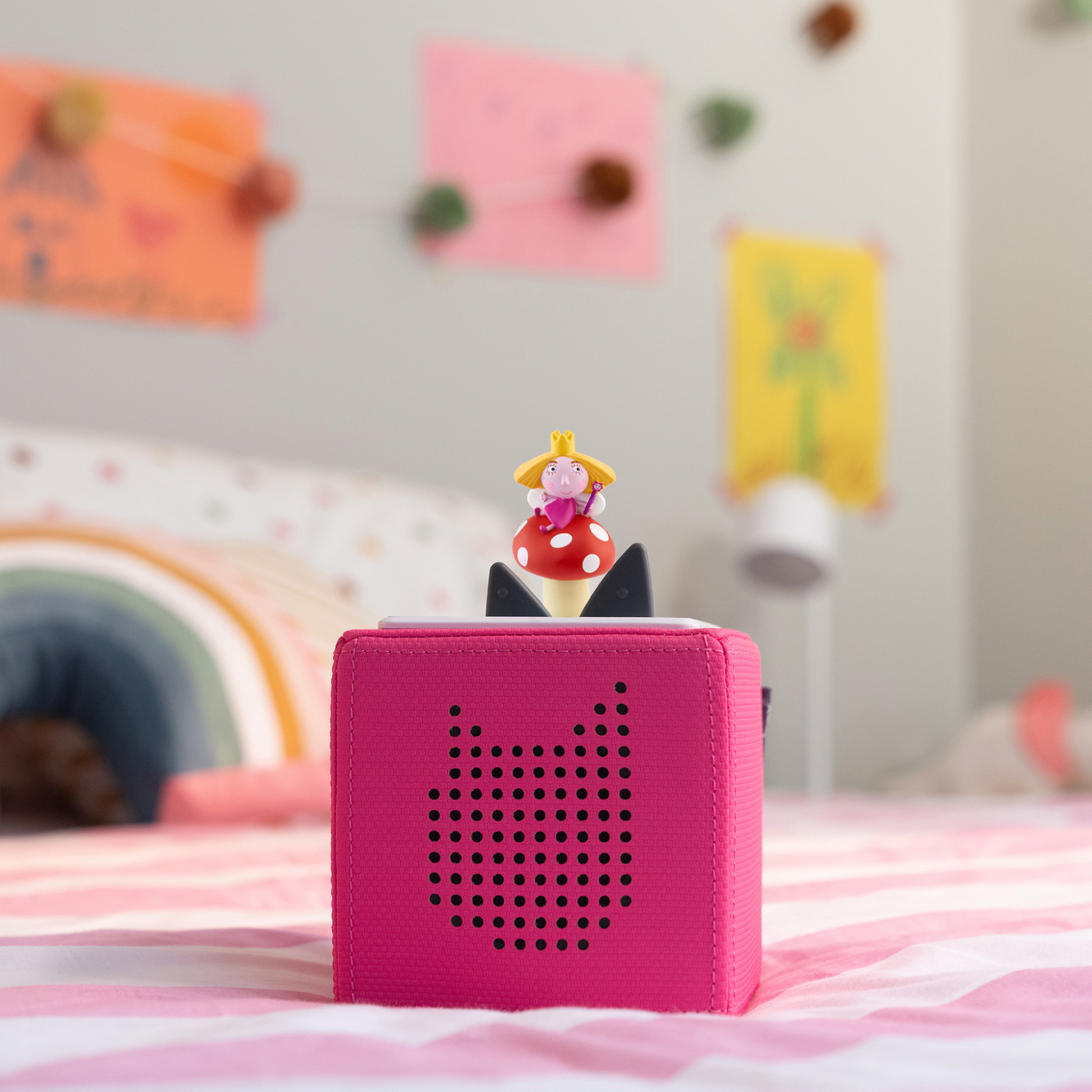 Cute and durable Holly character Tonie for children to enjoy stories, friendship, and magical adventures.