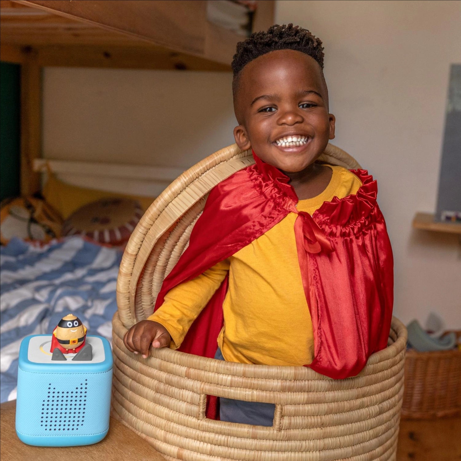 children listening to Supertato audio story.