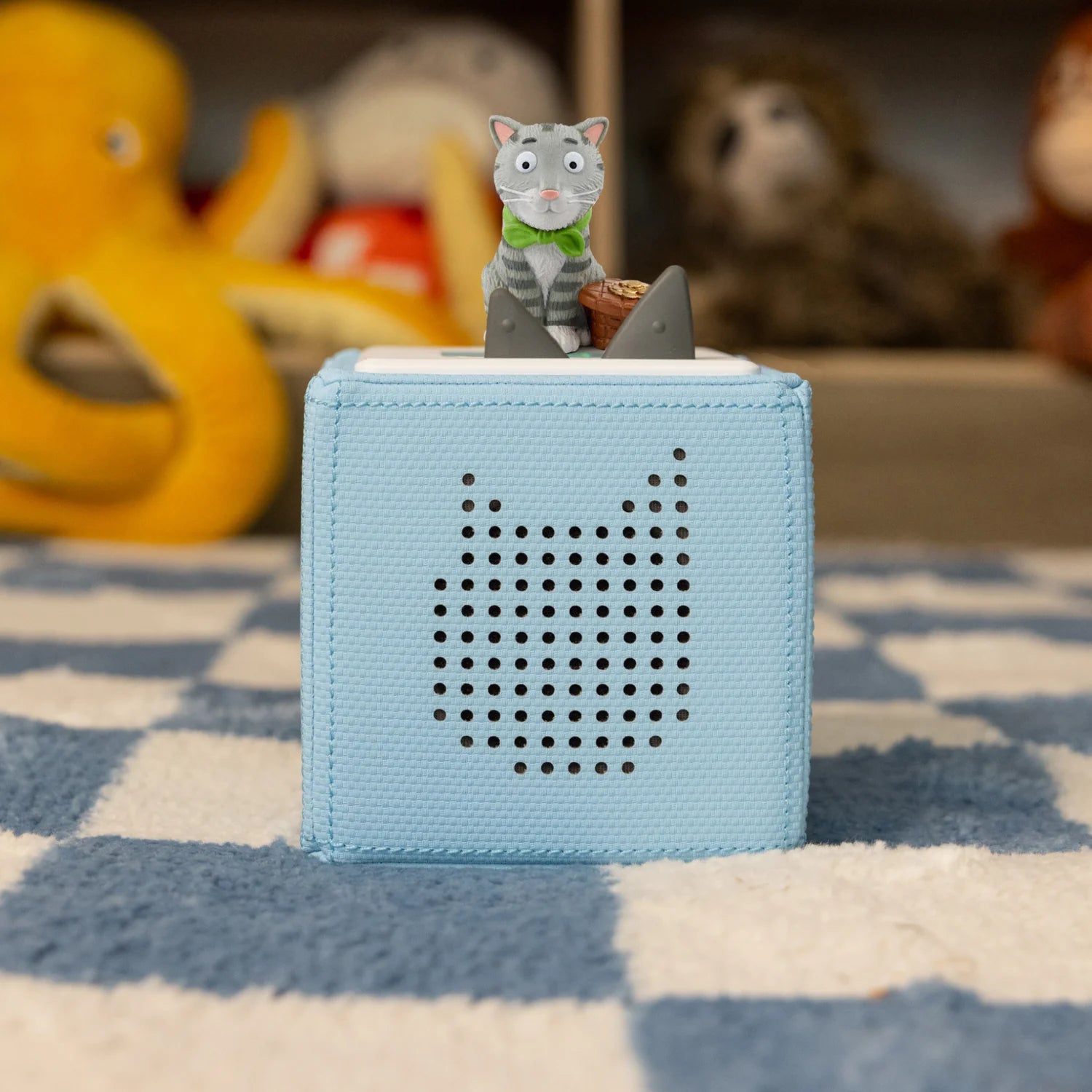 Hand‑painted Tabby McTat Tonie character with blue toniebox.