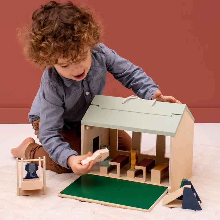 Trixie Wooden School With Accessories